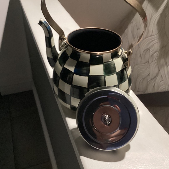 Mackenzie-Childs Courtly CHECK. LIKE NEW. Stunning kitchen design. Signed - Picture 7 of 12